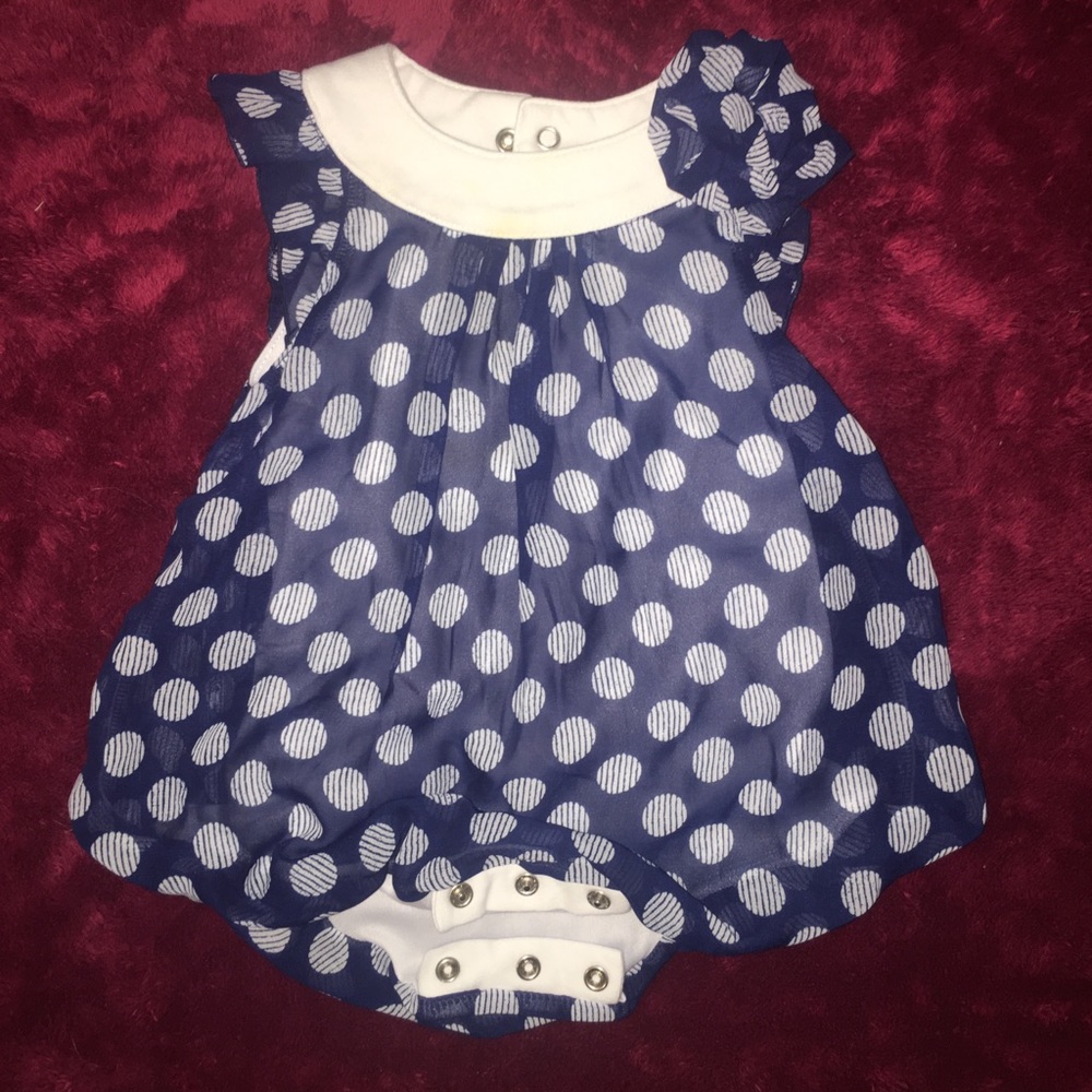 First impression infants dress